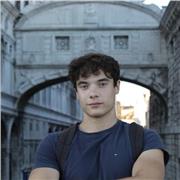 Diplomato in sistemi informativi aziendali offro ottime competenze nelle materie umanistiche come storia ed italiano.
Molto abile anche nelle materie giuridiche come diritto ed economia politica